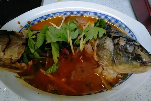红烧鲤鱼