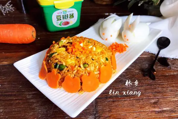小白兔酱炒饭