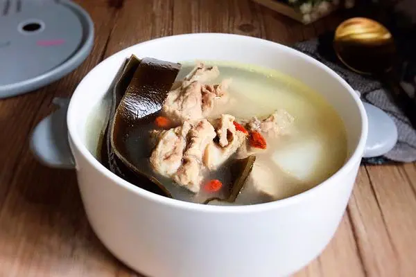 山药海带脊骨汤