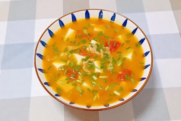 番茄豆腐瘦肉汤