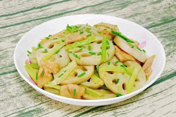 莲藕炒肉片