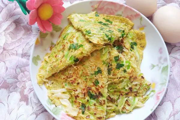 包菜鸡蛋饼
