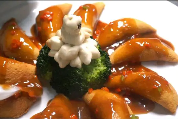 松蘑豆腐饺