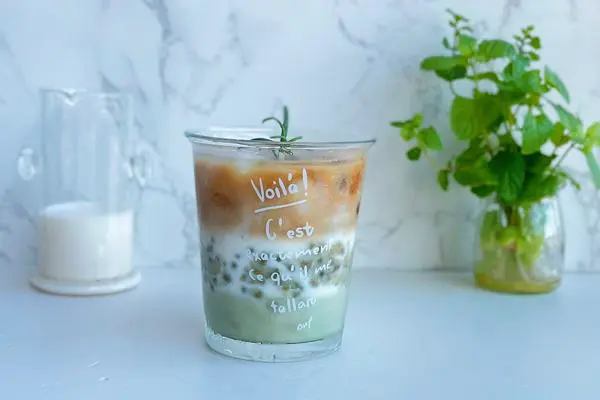 绿豆沙拿铁