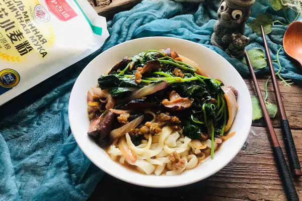 香菇肉拌面-神奇的面粉