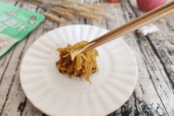  凉拌葱油萝卜丝