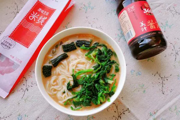 泡菜麻酱米线