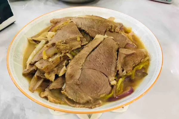 葱扒羊肉