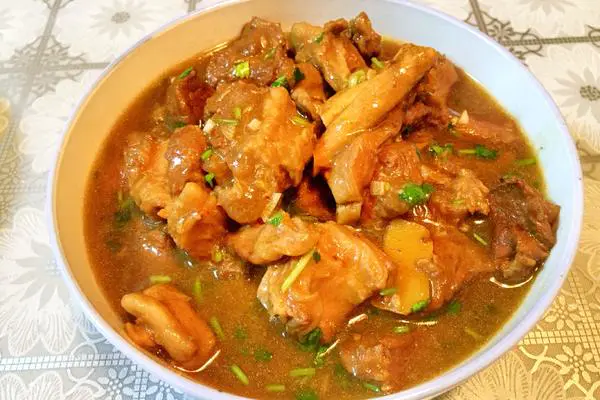 家常红焖羊肉