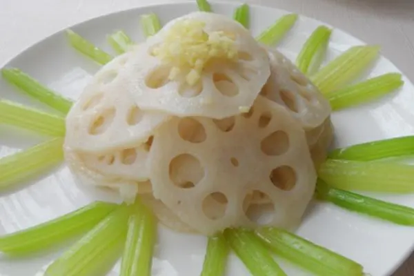 清烹莲菜西芹