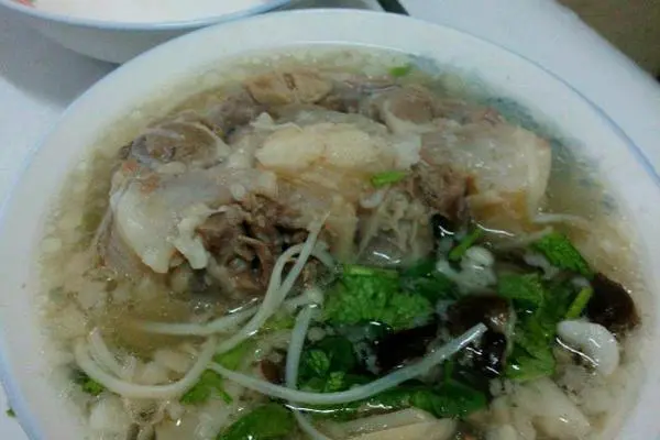 牛尾杂菌汤