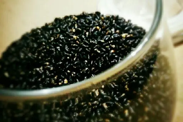 自制黑米茶