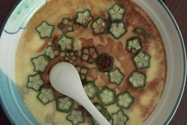秋葵蒸水蛋
