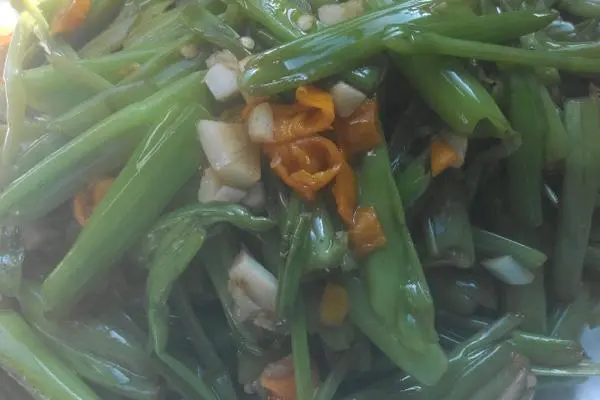 酸辣空心菜杆