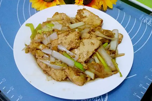 大葱烧豆腐