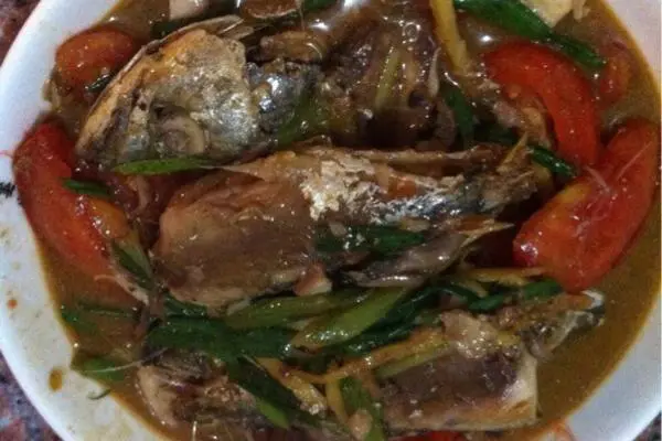 半煎煮鱼