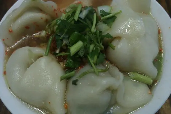 猪肉韭菜馄饨