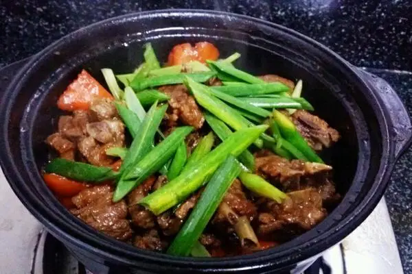 啤酒胡萝卜鸭煲