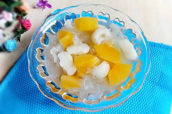 马蹄银耳木瓜糖水