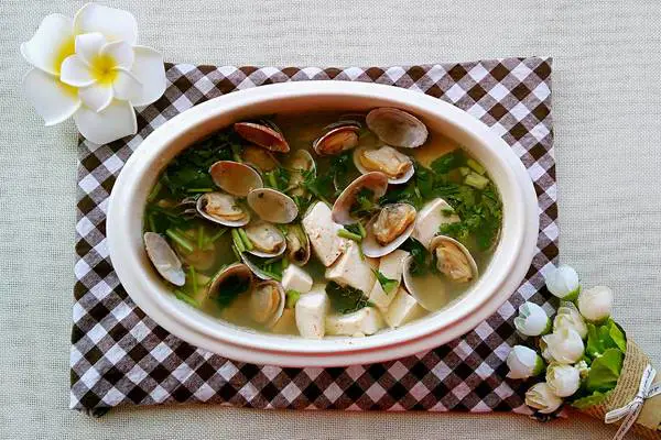 蛤蜊海鲜汤