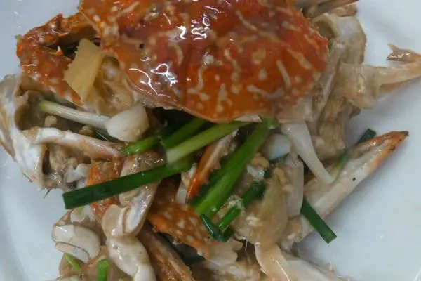 姜葱炒花蟹