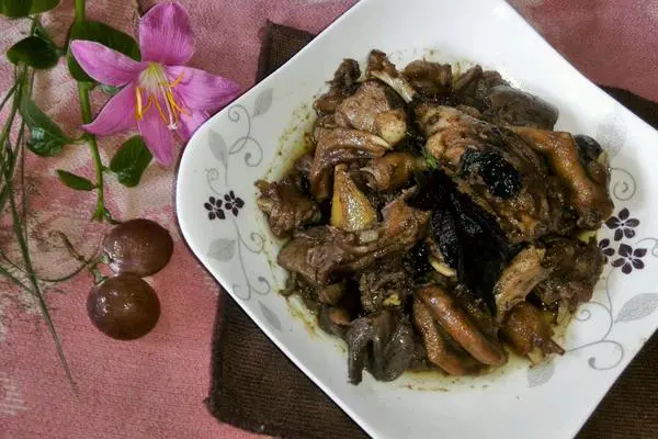 紫苏焖鸭肉