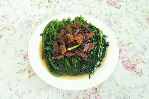 豆豉鲮鱼油麦菜