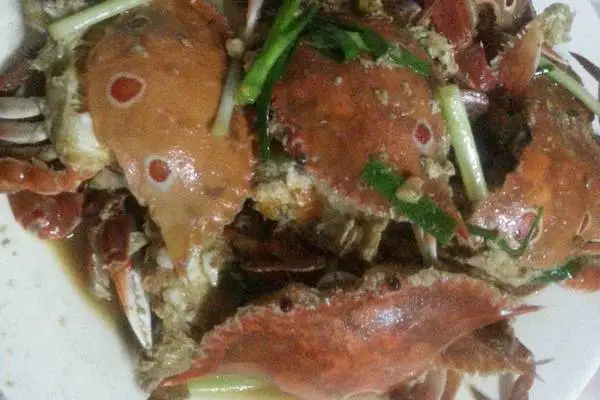姜葱蒜炒蟹