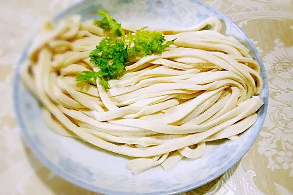 自制 手擀鸡蛋面条