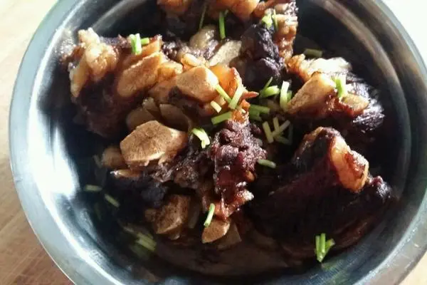 红烧牛脆骨