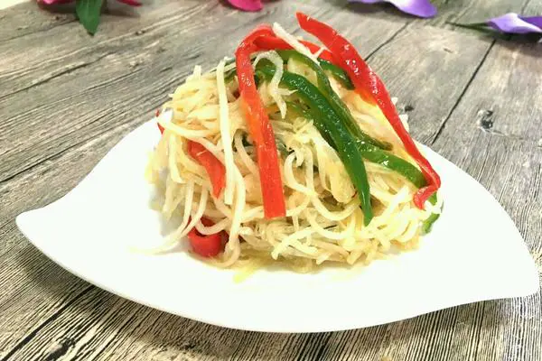 双椒萝卜丝