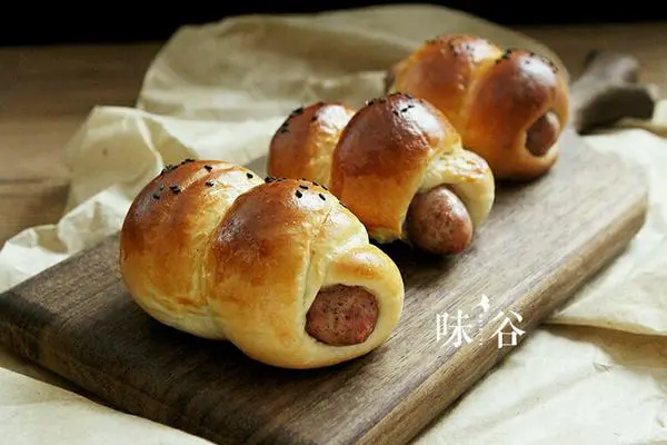黑椒火腿肠面包