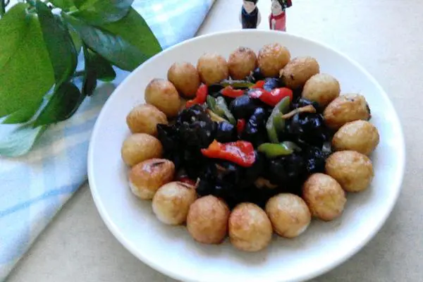 圆圆满满（虎皮鹌鹑蛋）