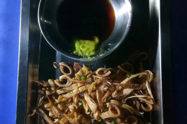 芥末鱿鱼