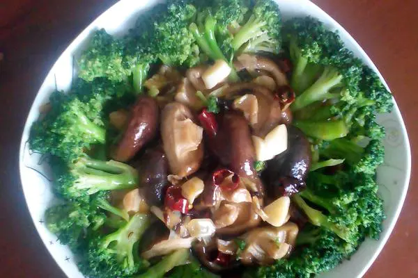 香菇素炒西兰花