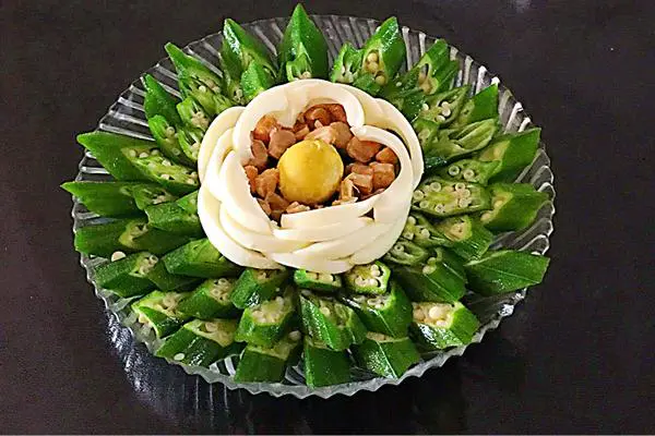 秋葵之韵如夏花