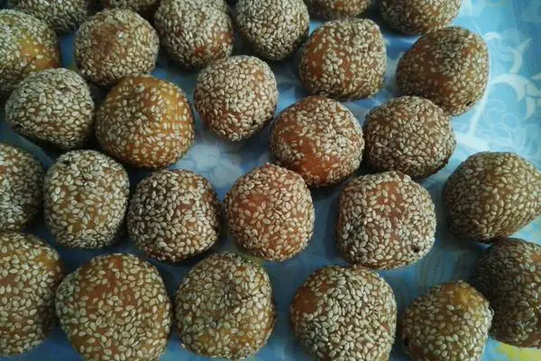 南瓜糯米芝麻团