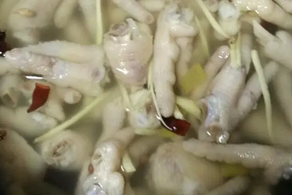 泡脚凤爪