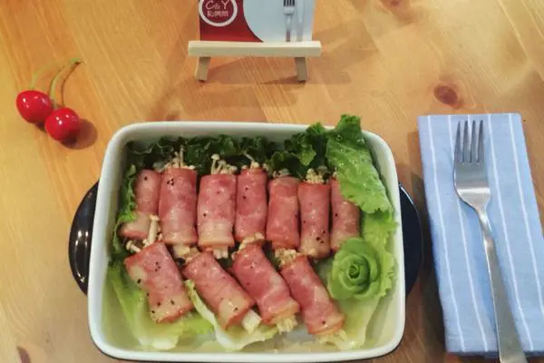 烤箱版金针菇培根卷