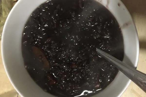 黑豆黑米粥