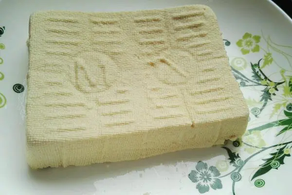 内酯豆腐