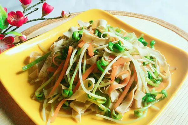 千张炒豆苗