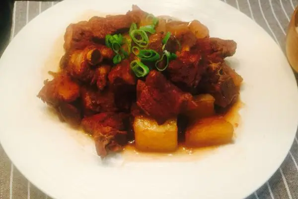 红烧排骨炖冬瓜