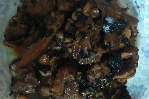 紫苏焖鸭