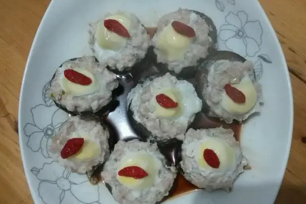 香菇酿鹌鹑蛋