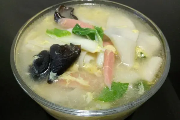 青菜面片汤