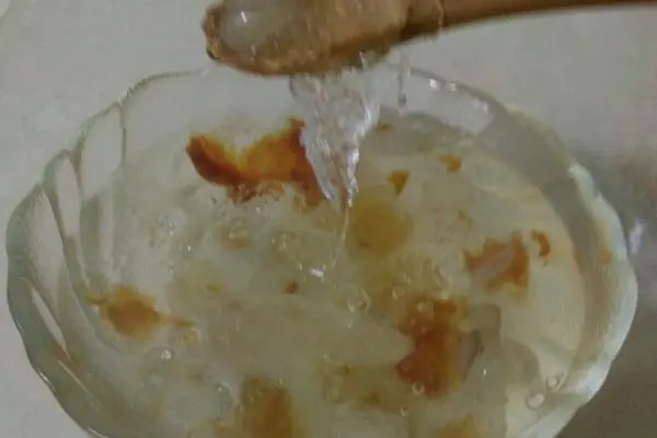 雪燕桃胶皂米羹
