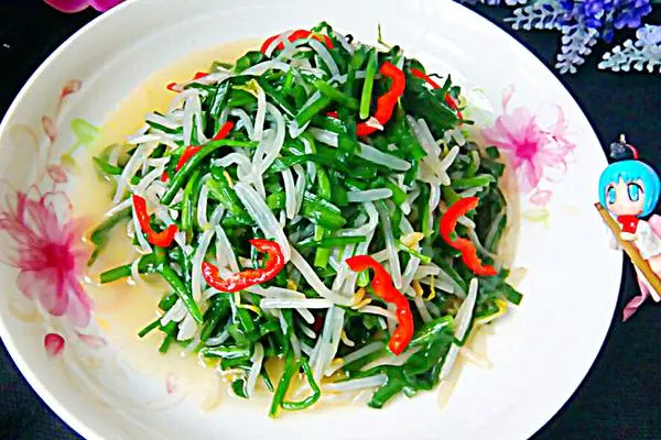 韭菜炒绿豆芽