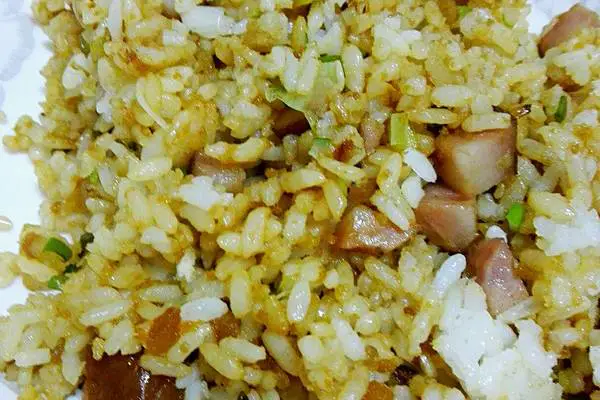 酱油炒饭（超级简单）