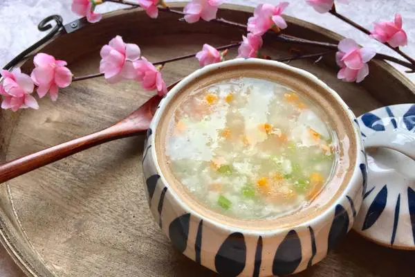 芹菜粳米粥